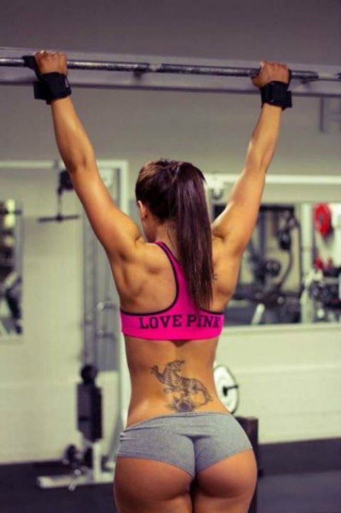 The Epic Tribute To Girls Who Squat