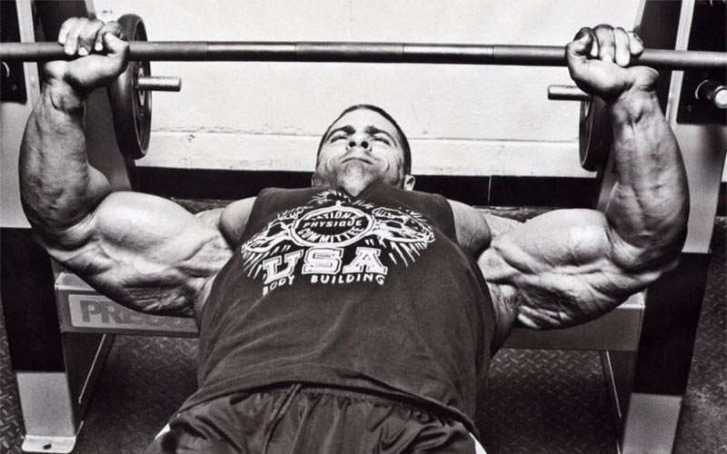 evan centopani doing incline bench press as part of his upper body workout