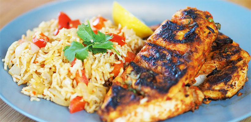 Best-Bodybuilding-Meals-Recipes-Peri-peri-chicken-breast-and-spicy-rice