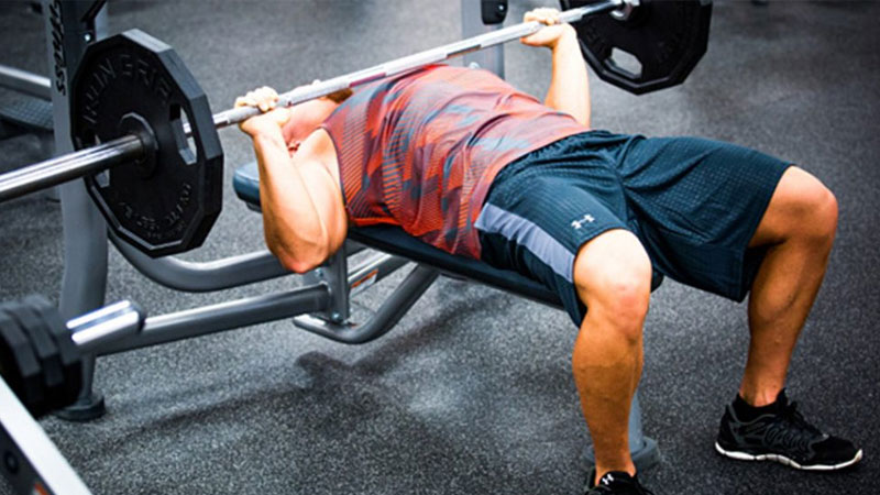 Mind-muscle connection on bench press