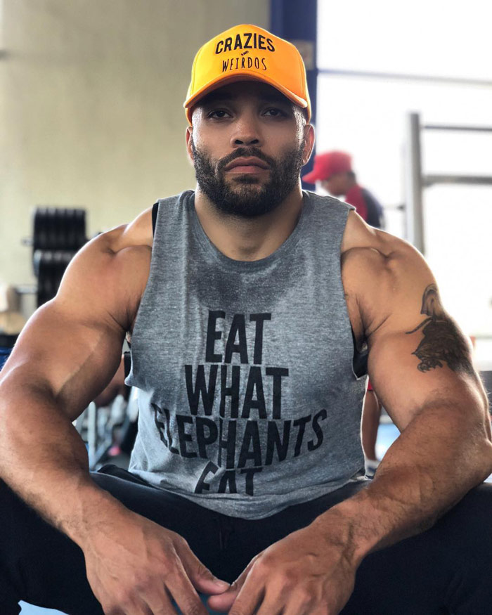 professional vegan bodybuilder Dominick Thompson