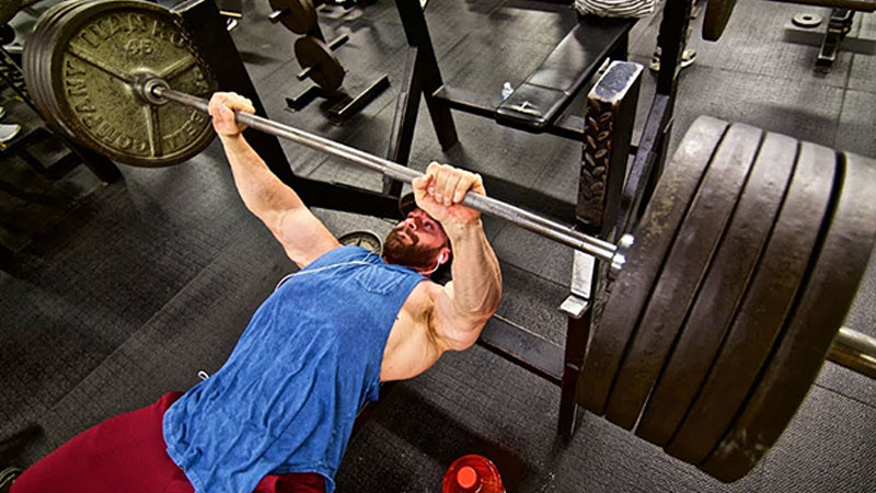 Proper-bench-press-form-and-technique