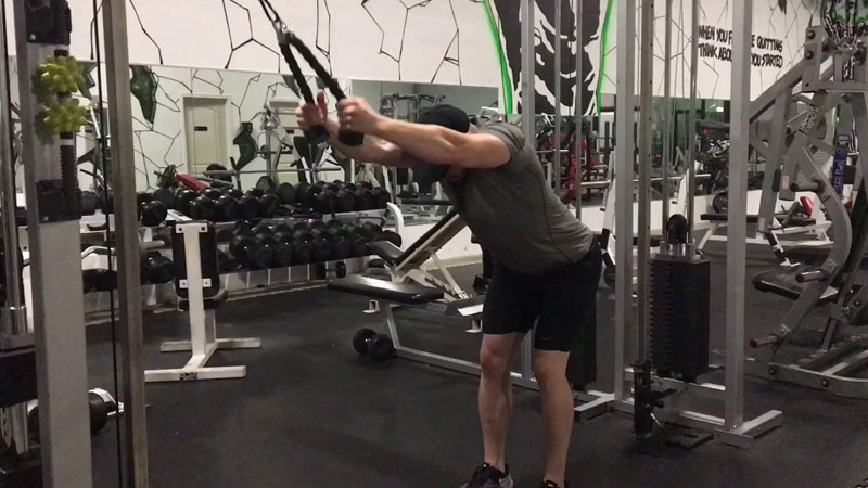 Straight arm pulldown