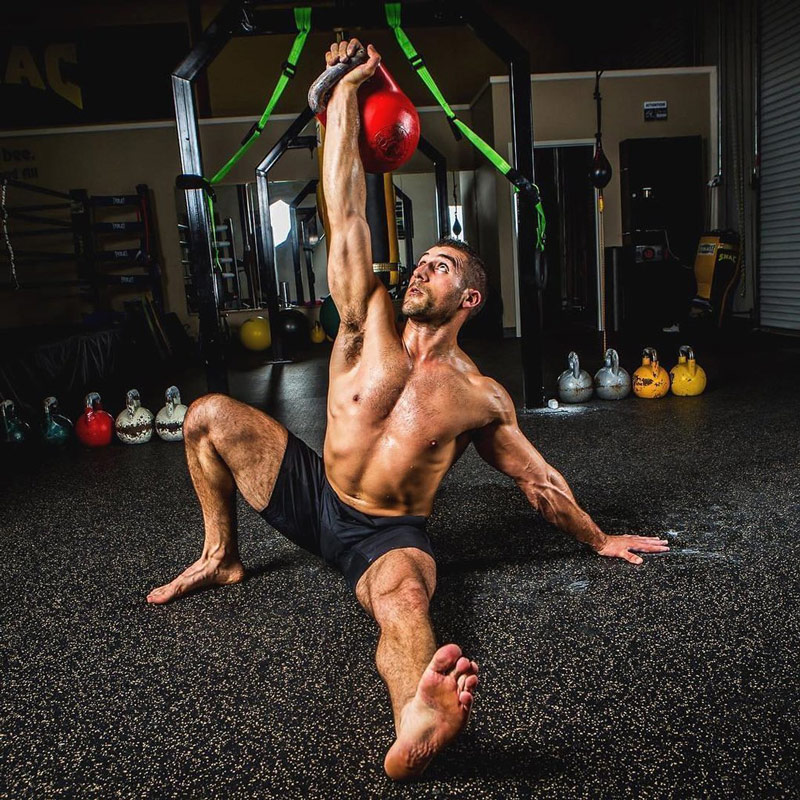 Turkish get up with kettlebell for fat burning