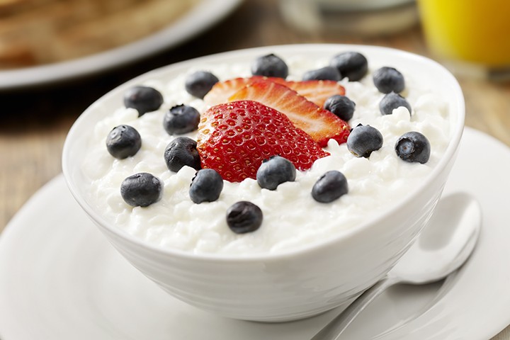 cottage-cheese-fruit