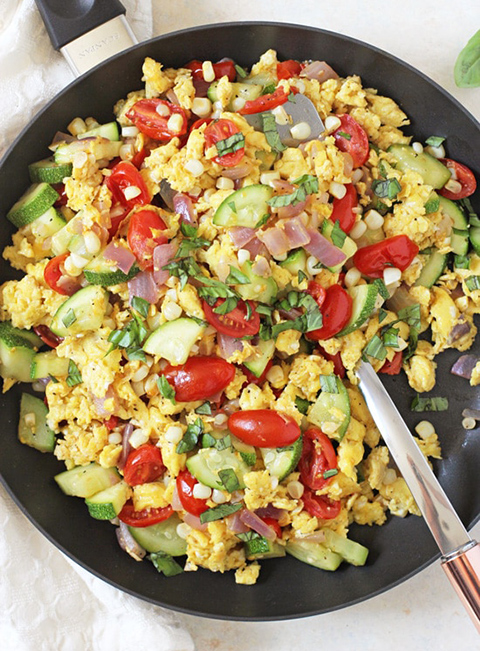 veggie-egg-scramble