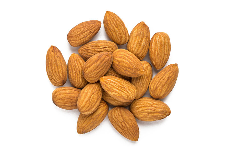 almonds shown as ideal fat burning snack